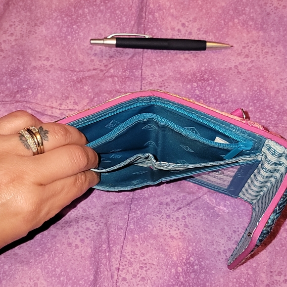 Wallet - Picture 5 of 6